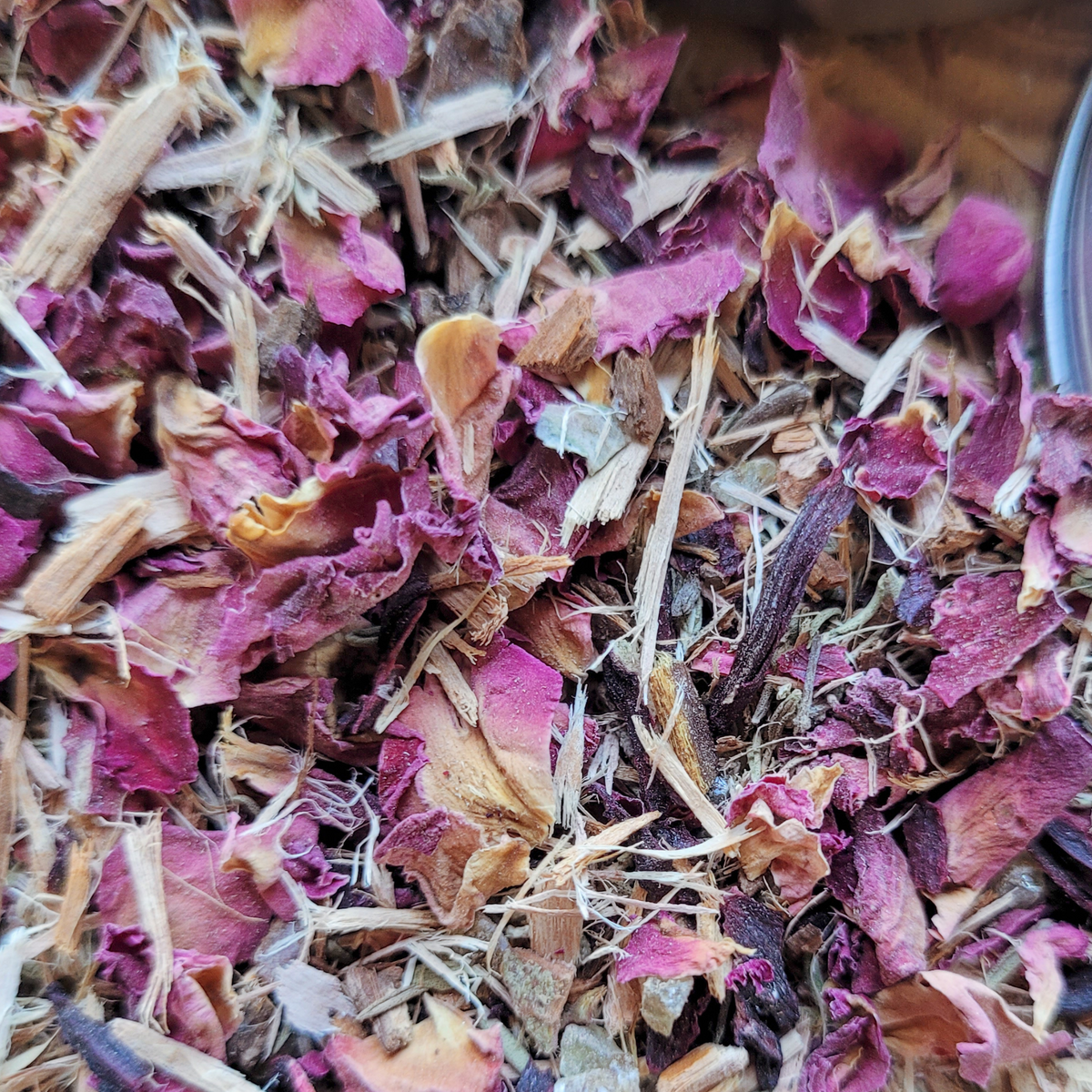 Full Moon Herbal Incense – Rose Hibiscus Copal Blend for Lunar Rituals, Intuition & Reflection